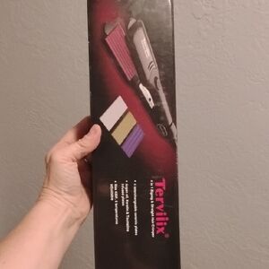 Multi-Color Hair Crimper